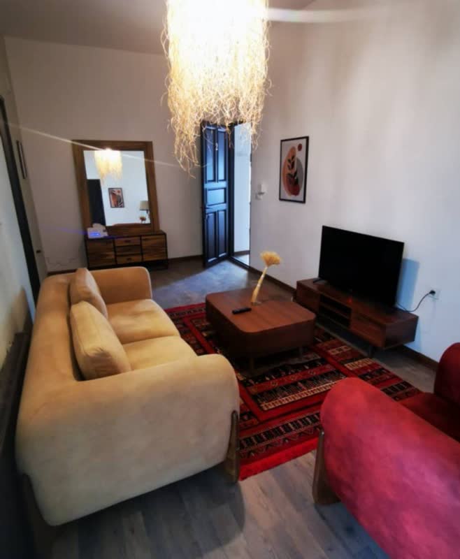 اجاره روزانه آپارتمان تک خواب نیکسار ۲ انقلاب - تهران