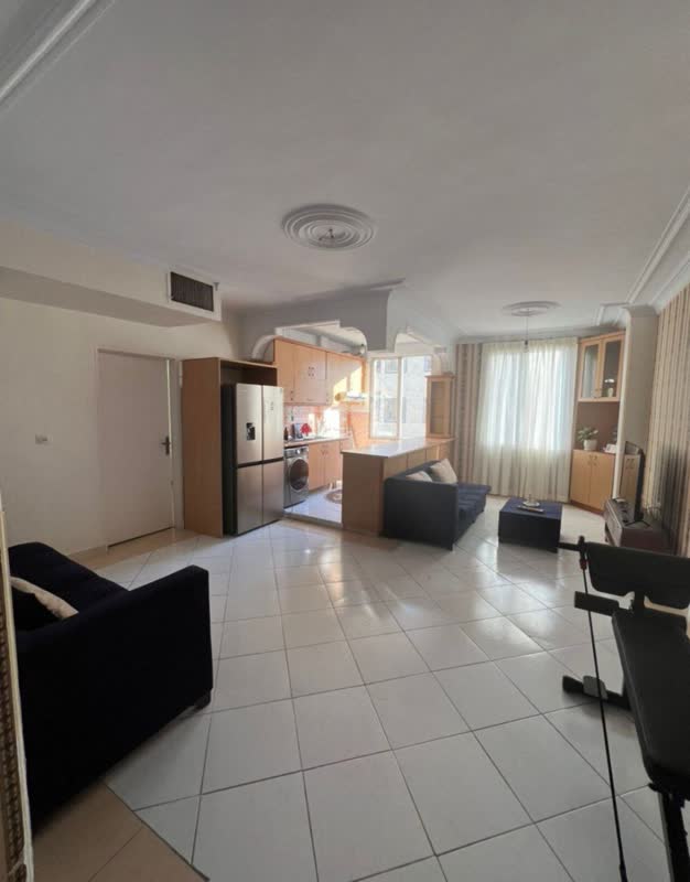 اجاره روزانه آپارتمان تک خواب همتی شهرزیبا - تهران