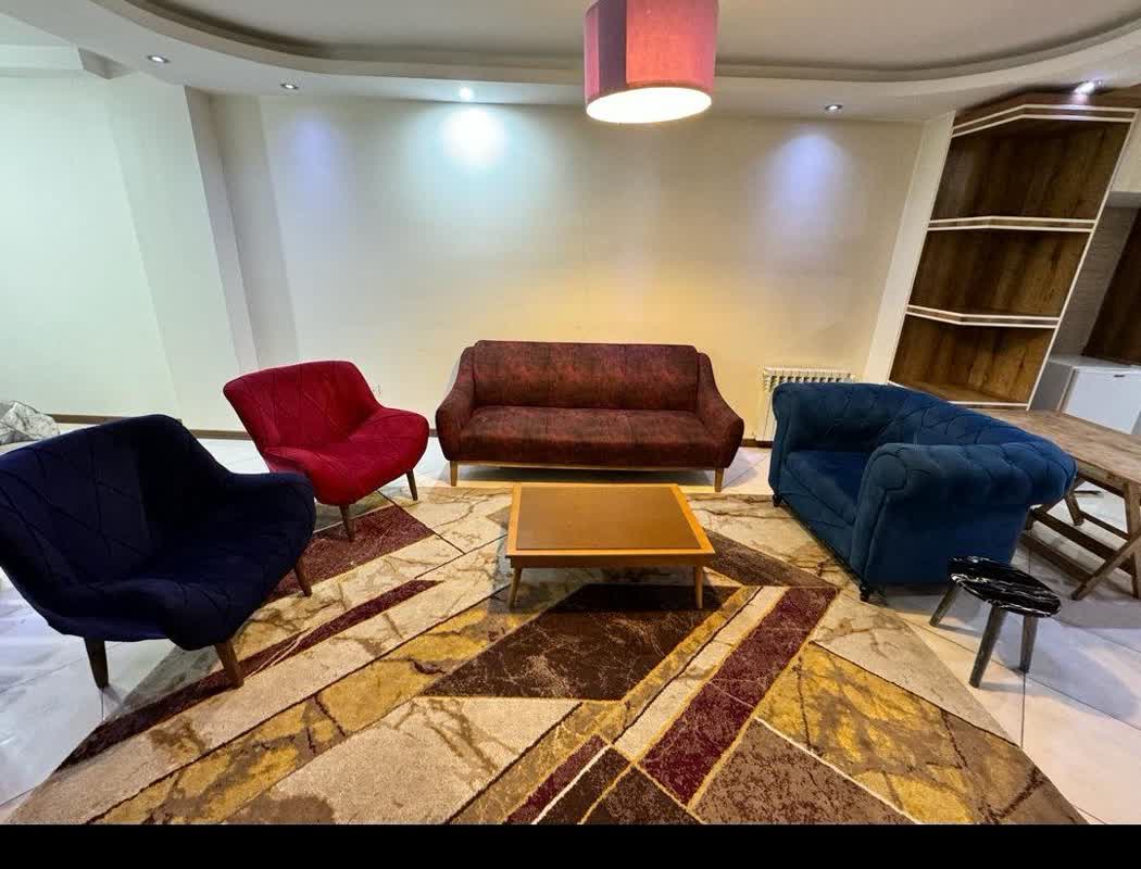 اجاره روزانه آپارتمان دو خواب آقامحمدی 1 انقلاب - تهران