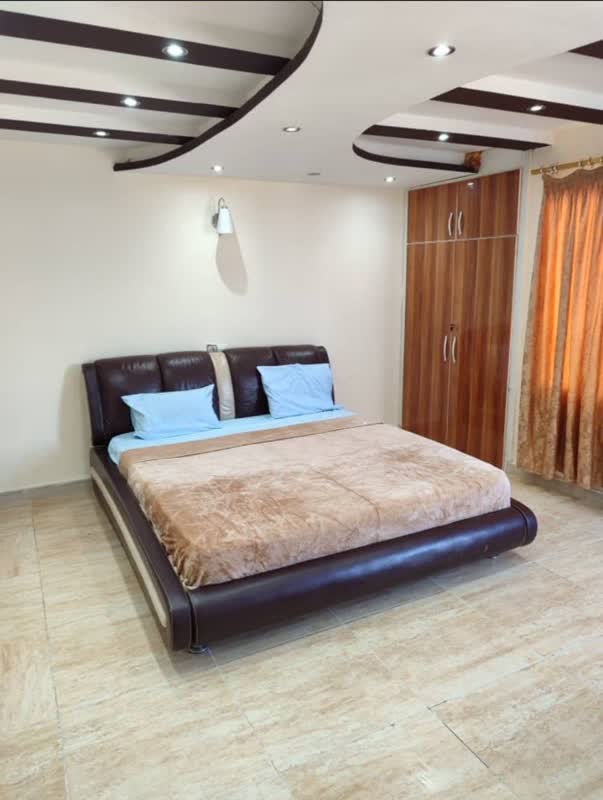 اجاره روزانه آپارتمان تک خواب میدان شهدا - قشم