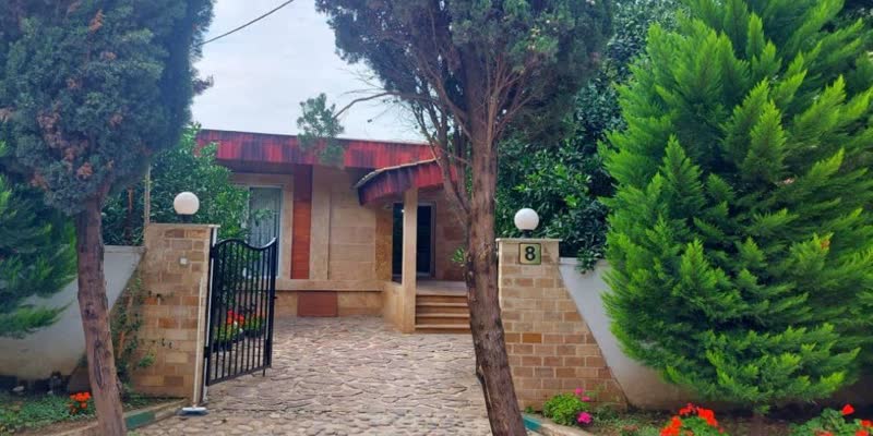 اجاره روزانه ویلا دو خواب استخر دار حزائی چالوس - چالوس