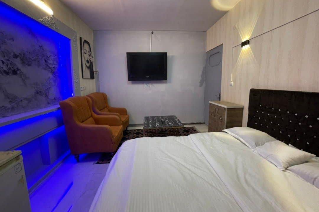 اجاره روزانه سوئیت  گلشن دوست ۱ نارمک - تهران