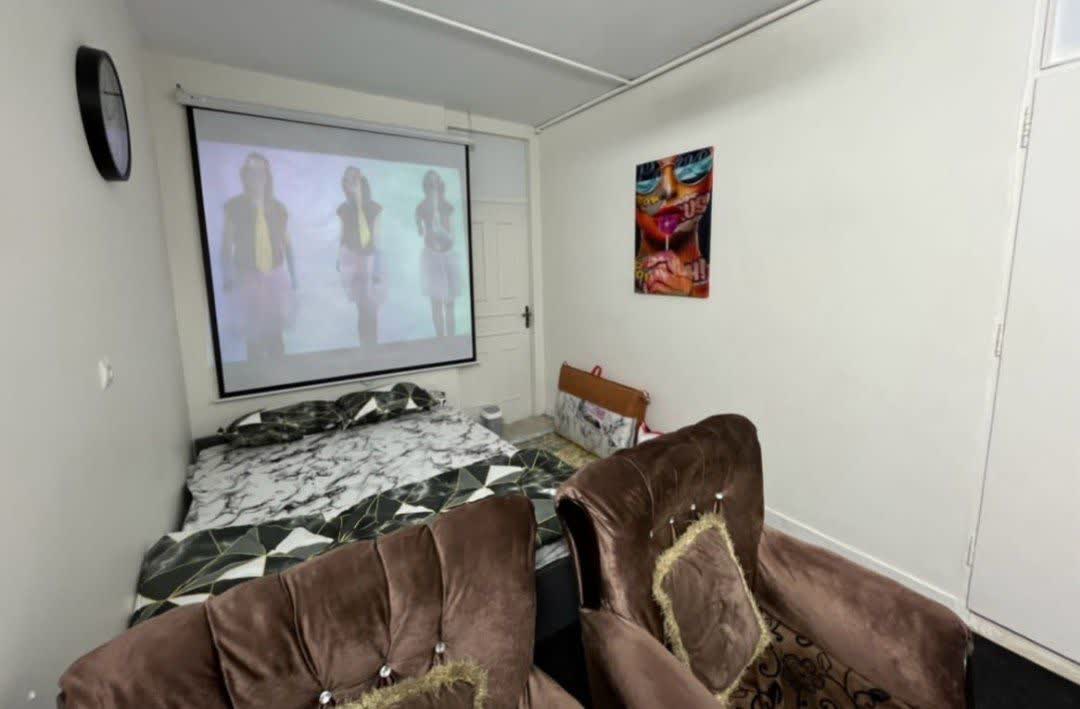 اجاره روزانه سوئیت اکبری 3 نارمک - تهران