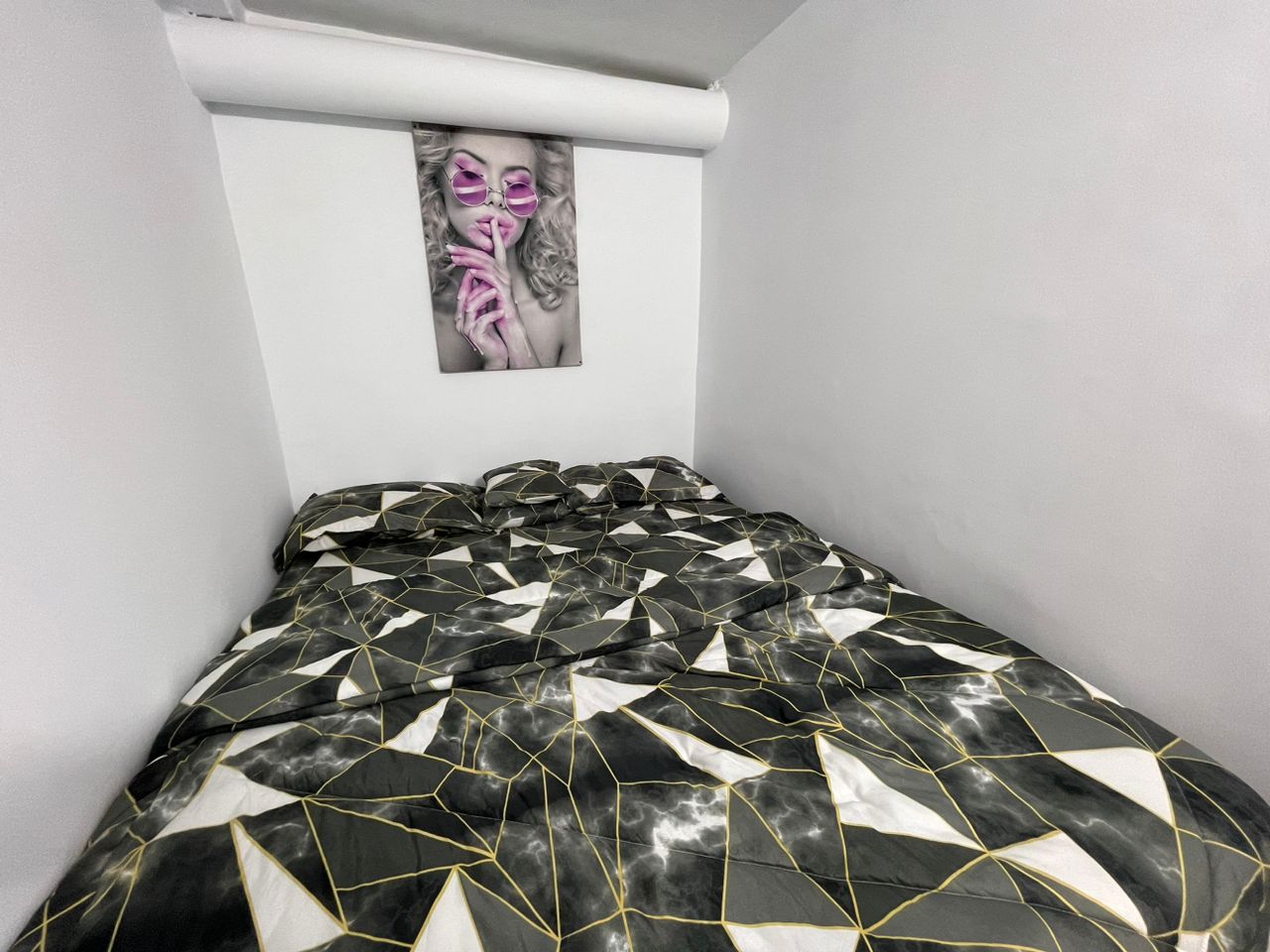 اجاره روزانه سوئیت ر حیمی حکیم غرب ۱ - تهران