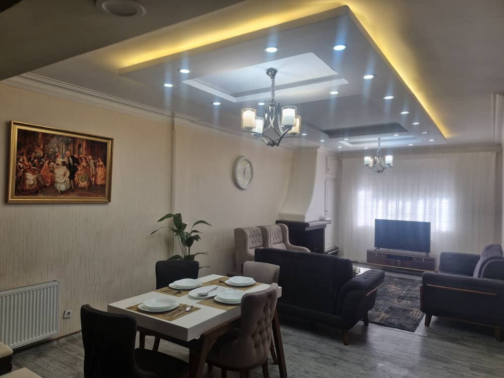 اجاره روزانه آپارتمان دو خواب  مرجانی  38 - تهران