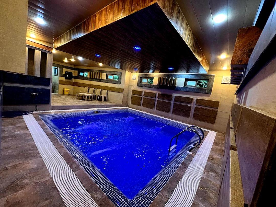 اجاره روزانه ویلاسه خواب استخردار باران چالوس - چالوس