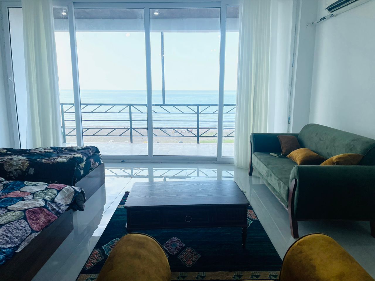 اجاره روزانه سوئیت ساحلی  کمالی 1 چالوس - چالوس