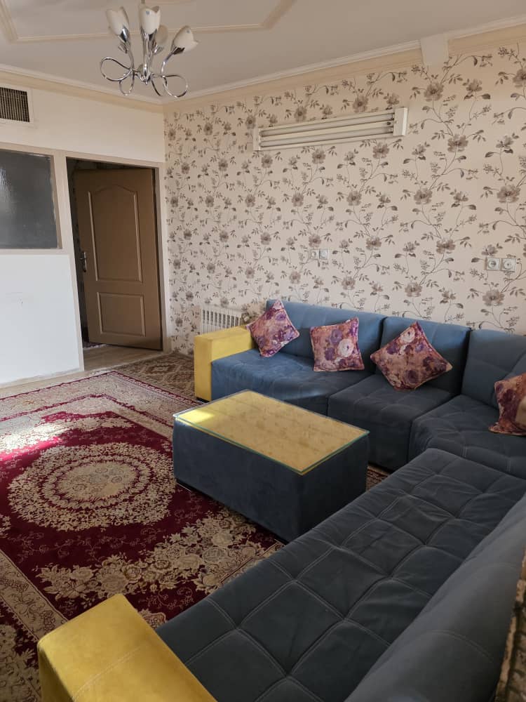 اجاره روزانه آپارتمان تک خواب شفیعی کرمان - کرمان