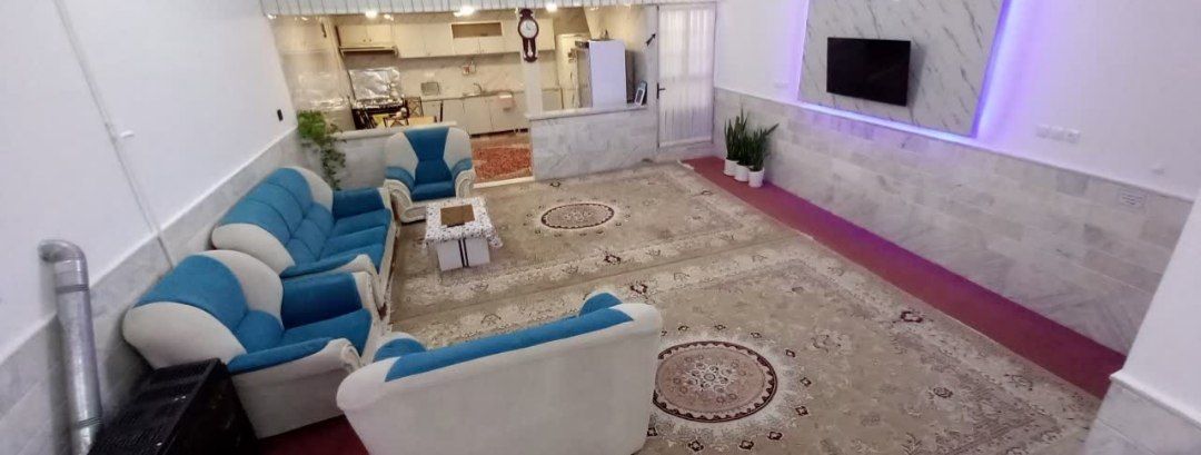 آپارتمان دوخواب خوش نام - پذیرایی