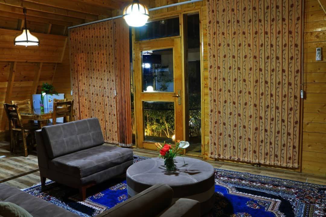 کلبه تک خواب سوئیسی استخردار شهرک هیرکان - تصویر ۷