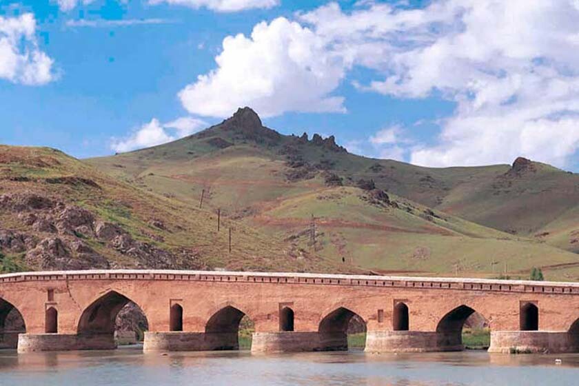 راهنمای جاذبههای طبیعت کردستان و مسیرهای اقامتی نزدیک
