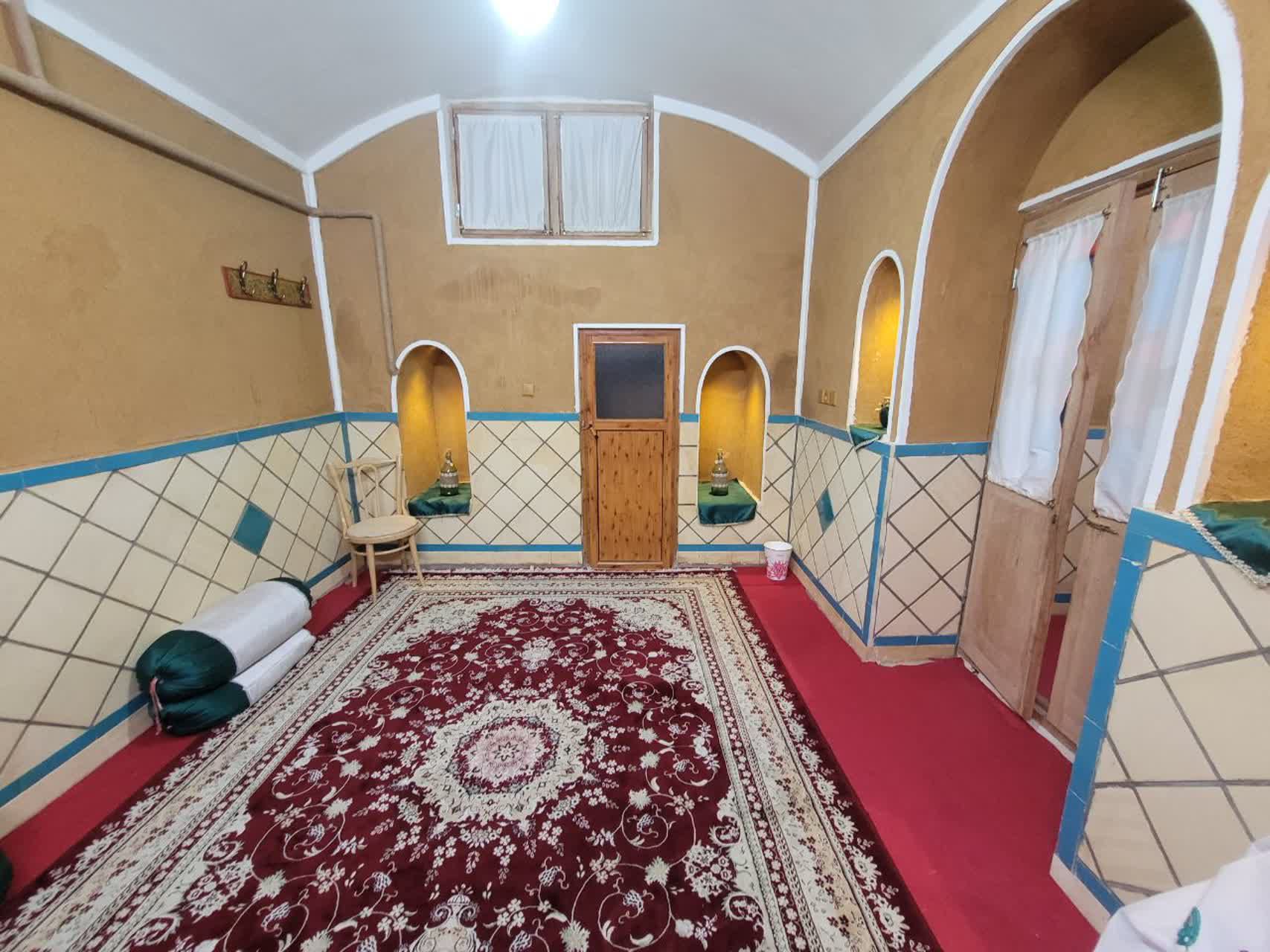اجاره روزانه بومگردی زمرد ترنج - کاشان