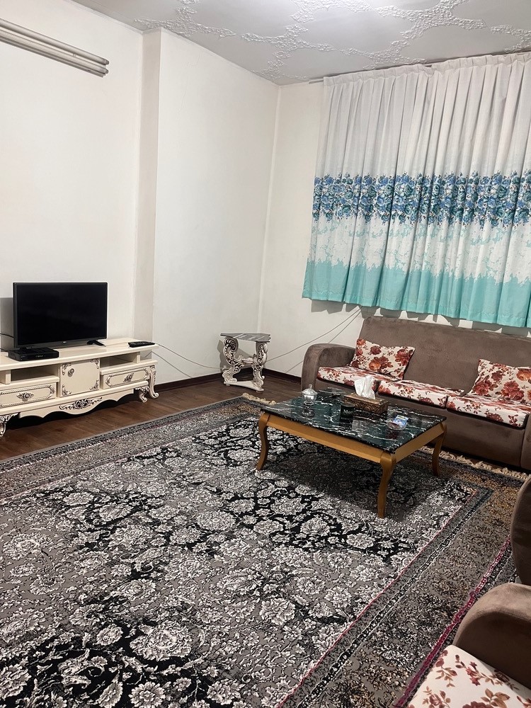 آپارتمان تک خواب استادمعین 1 - پذیرایی