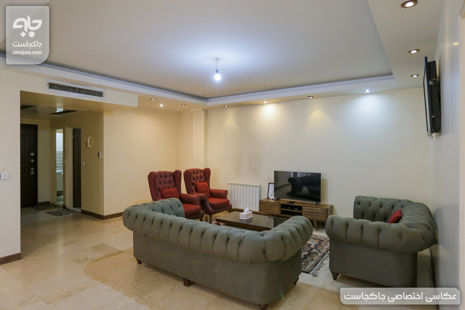 آپارتمان دوخواب میدان هفت تیر ۱ - پذیرایی