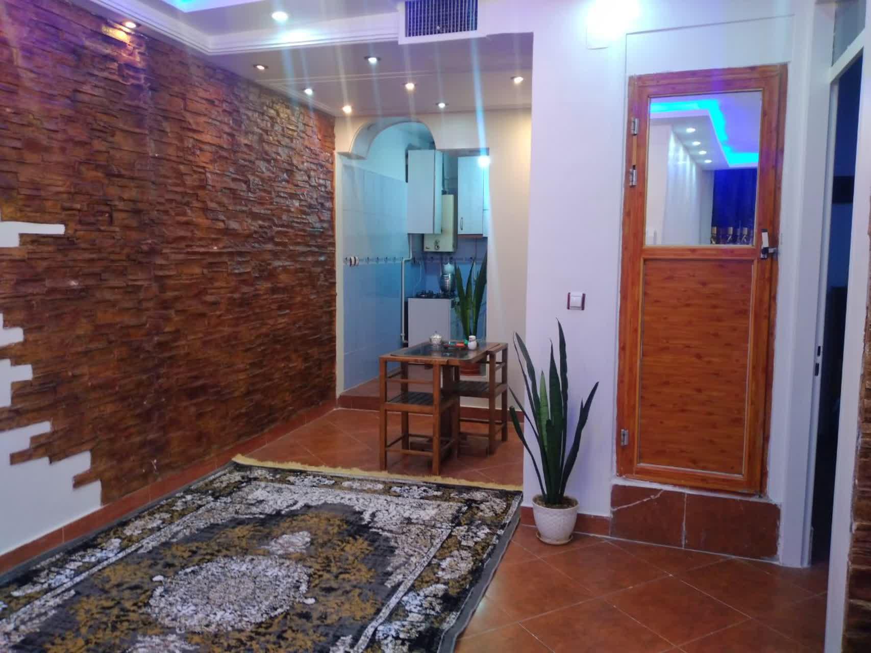 آپارتمان تک خواب سبحانی منیریه - پذیرایی