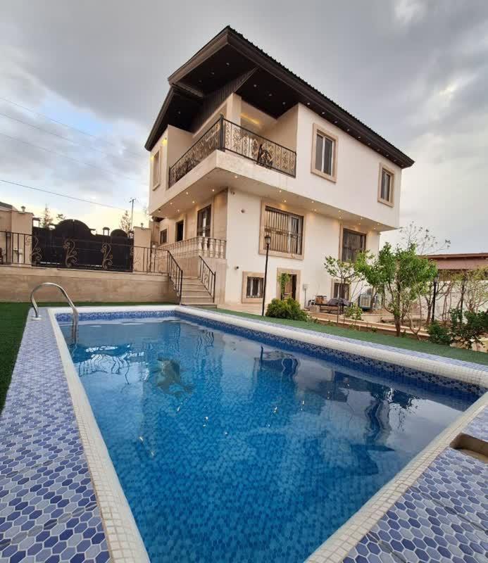 اجاره روزانه آپارتمان سه خواب باغ بهشت - رودهن