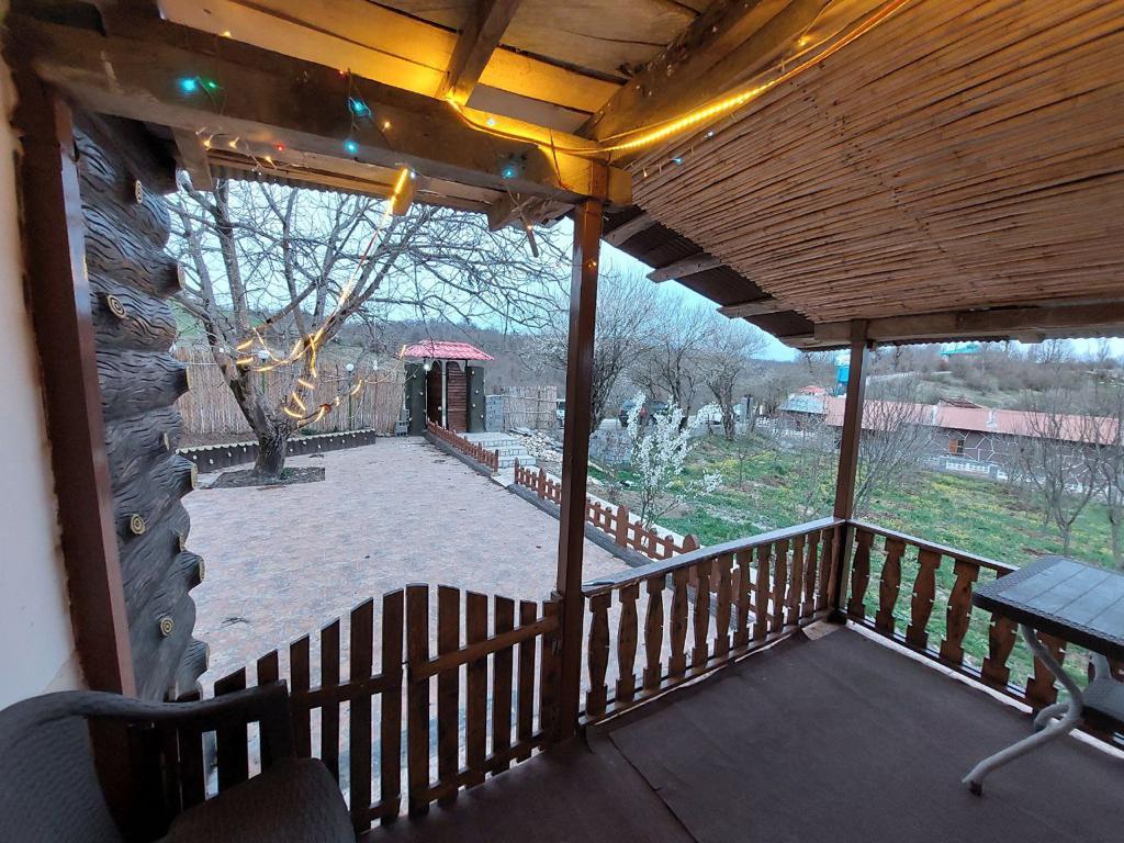 اجاره روزانه اقامتگاه بومگردی یک خوابه عمو سامی گردو - مازندران